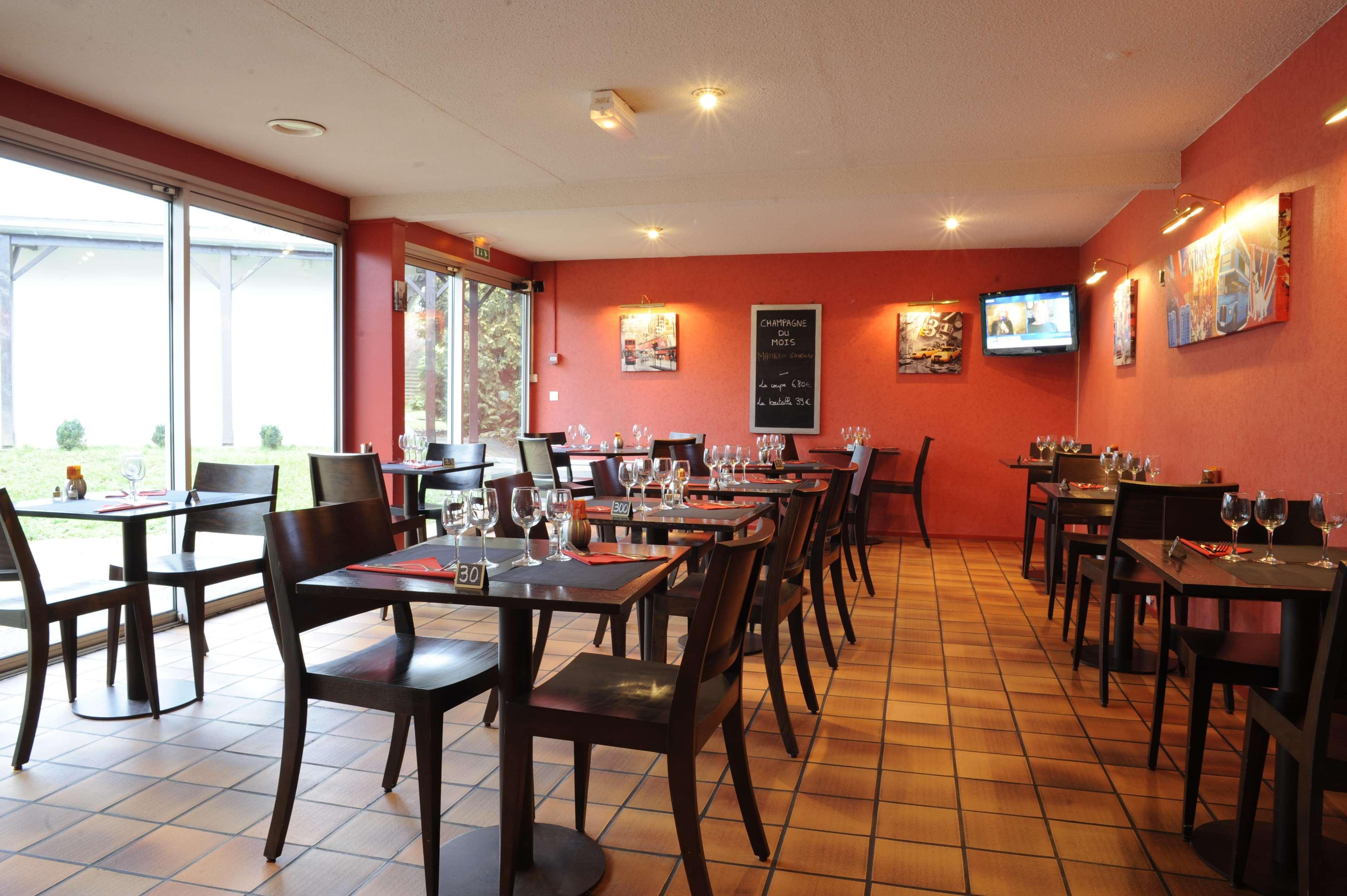 Kyriad Reims Est - Parc Expositions מראה חיצוני תמונה